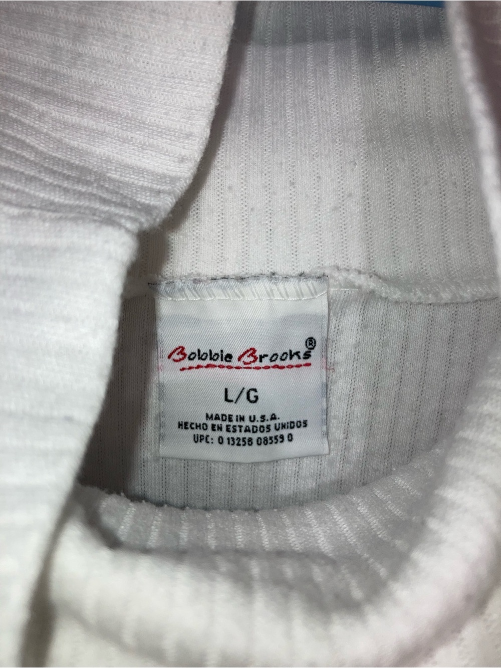 Bobbie Brooks Classic White Ribbed Turtleneck Sweater - Picture 4 of 5